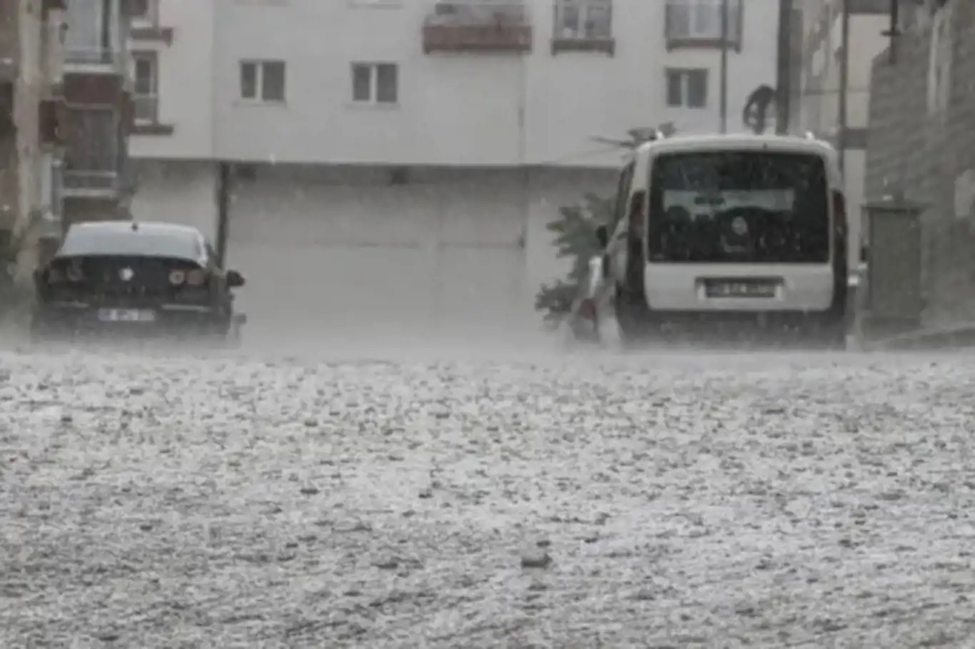 Meteoroloji  15. Bölge İçin Sağanak Yağış Uyarısı