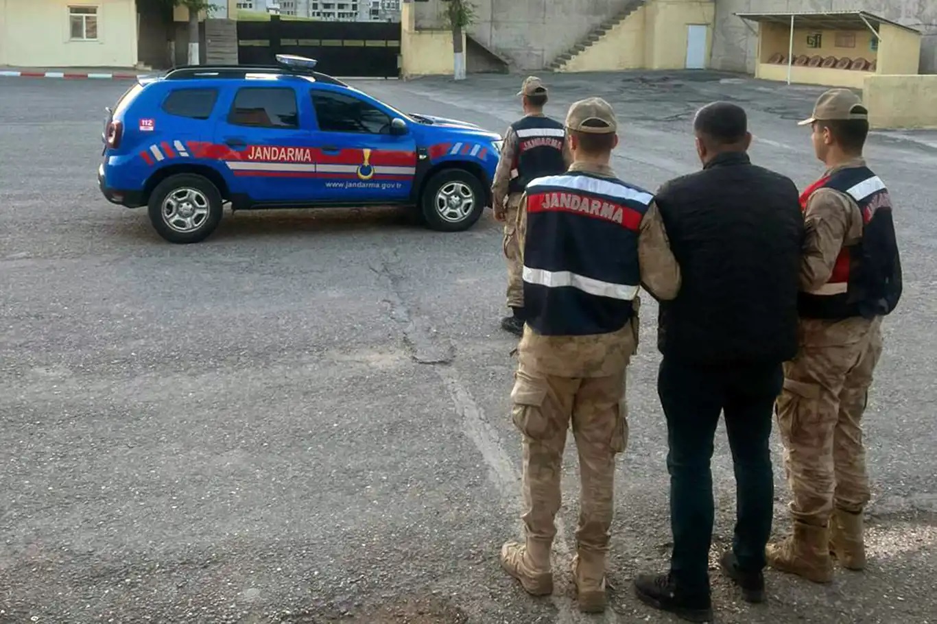 Tekirdağ ve Kırklareli'nde uyuşturucu operasyonu: 15 gözaltı