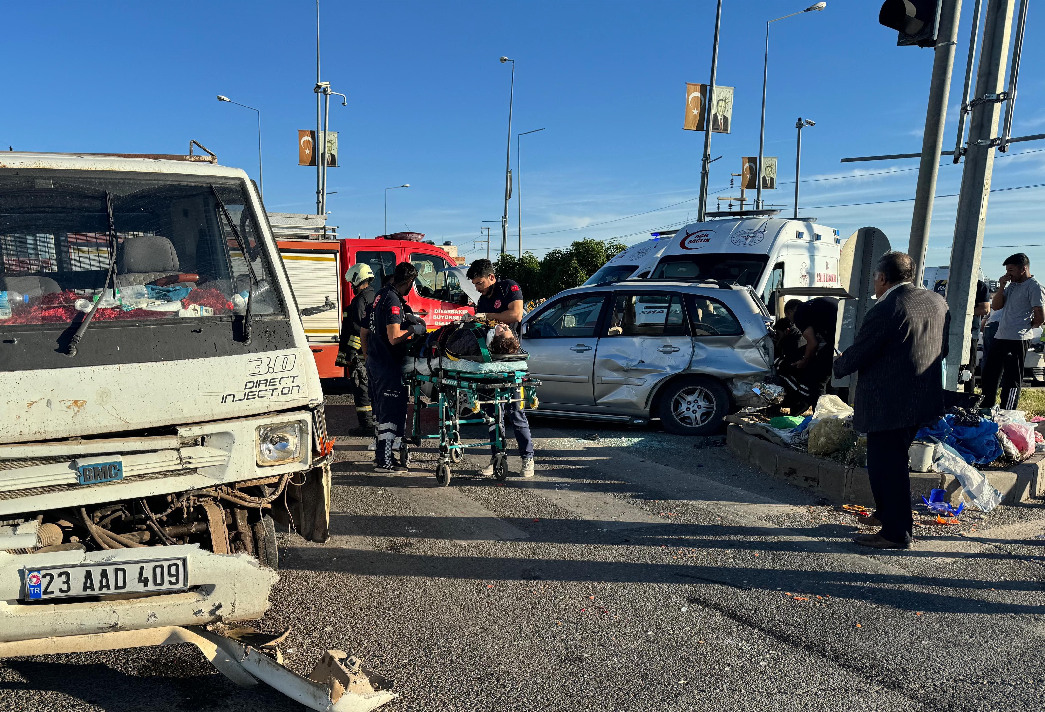 Diyarbakır’da Kaza: 4 Yaralı