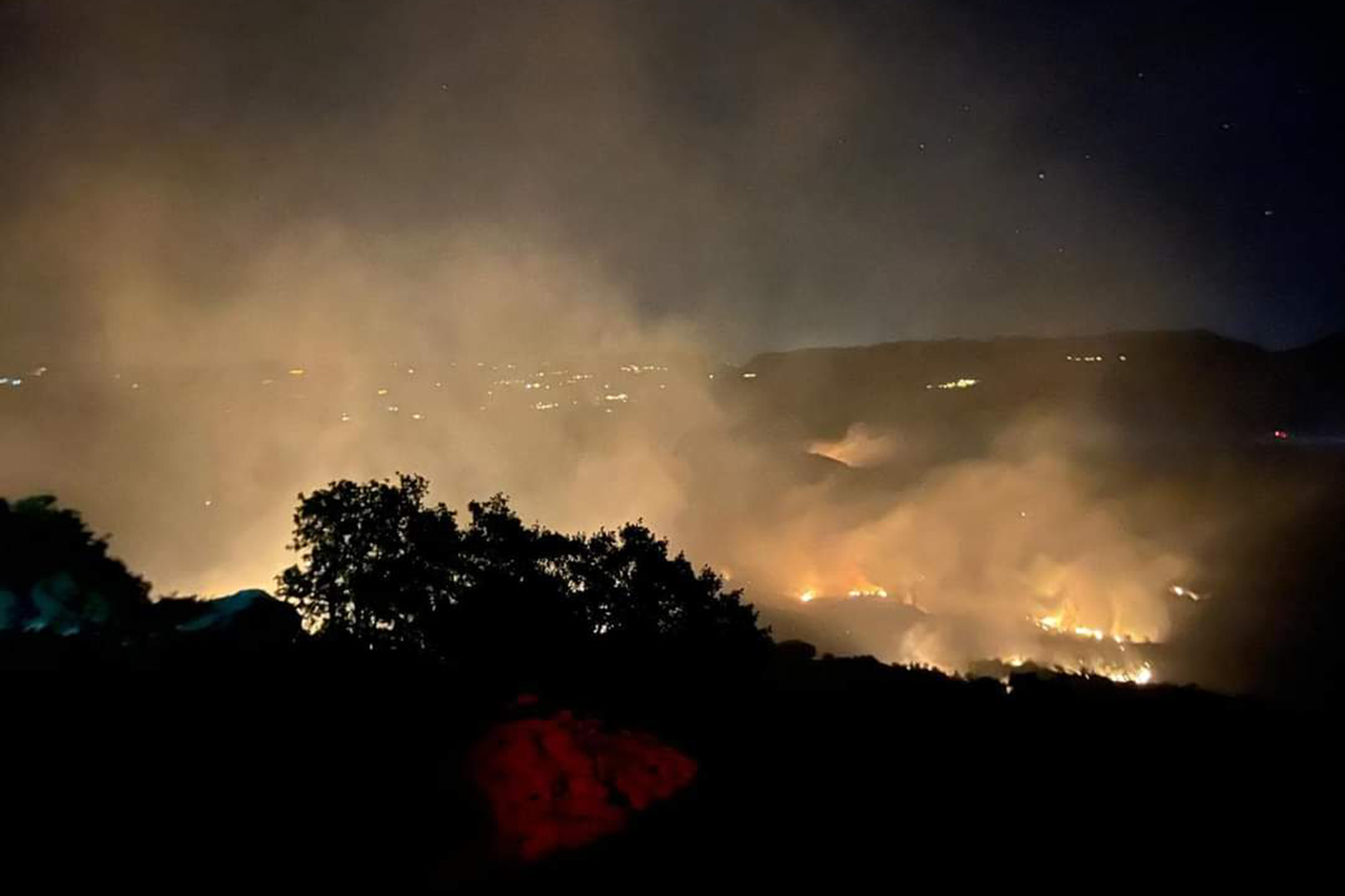 Adıyaman'da çıkan orman yangını devam ediyor