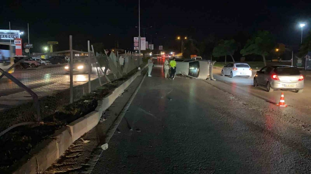 Bursa’da otomobil takla attı, Karı koca yaralandı