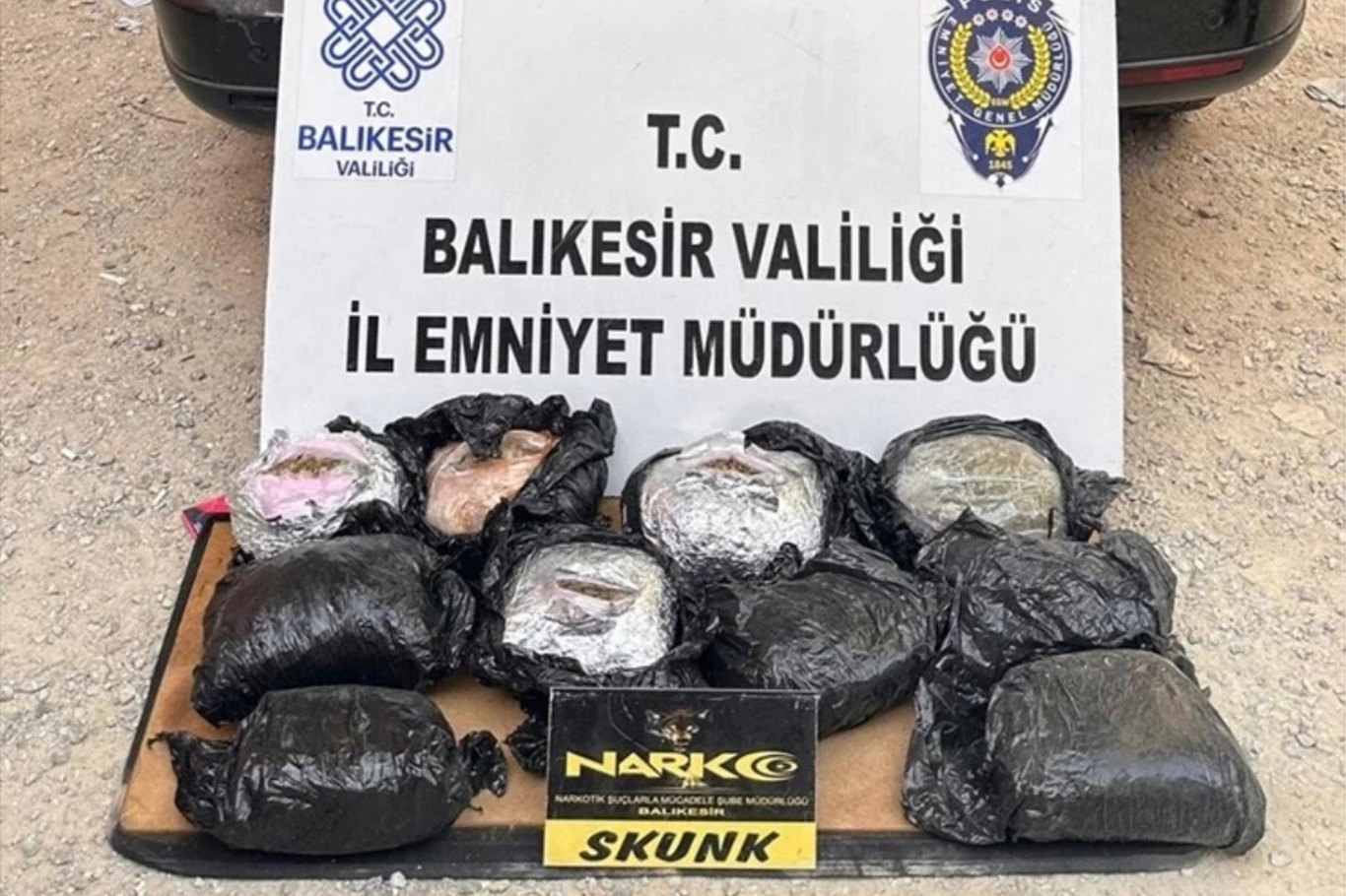 Balıkesir'de 4 kilo 600 gram esrar ele geçirildi