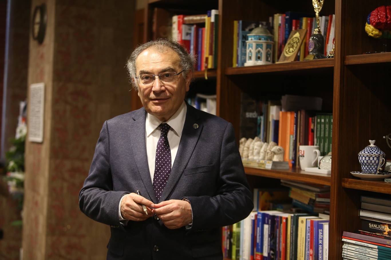 Prof. Dr. Tarhan: Tüketim çarklarını hızlandırmak için obezite ve duygusal yeme arttı