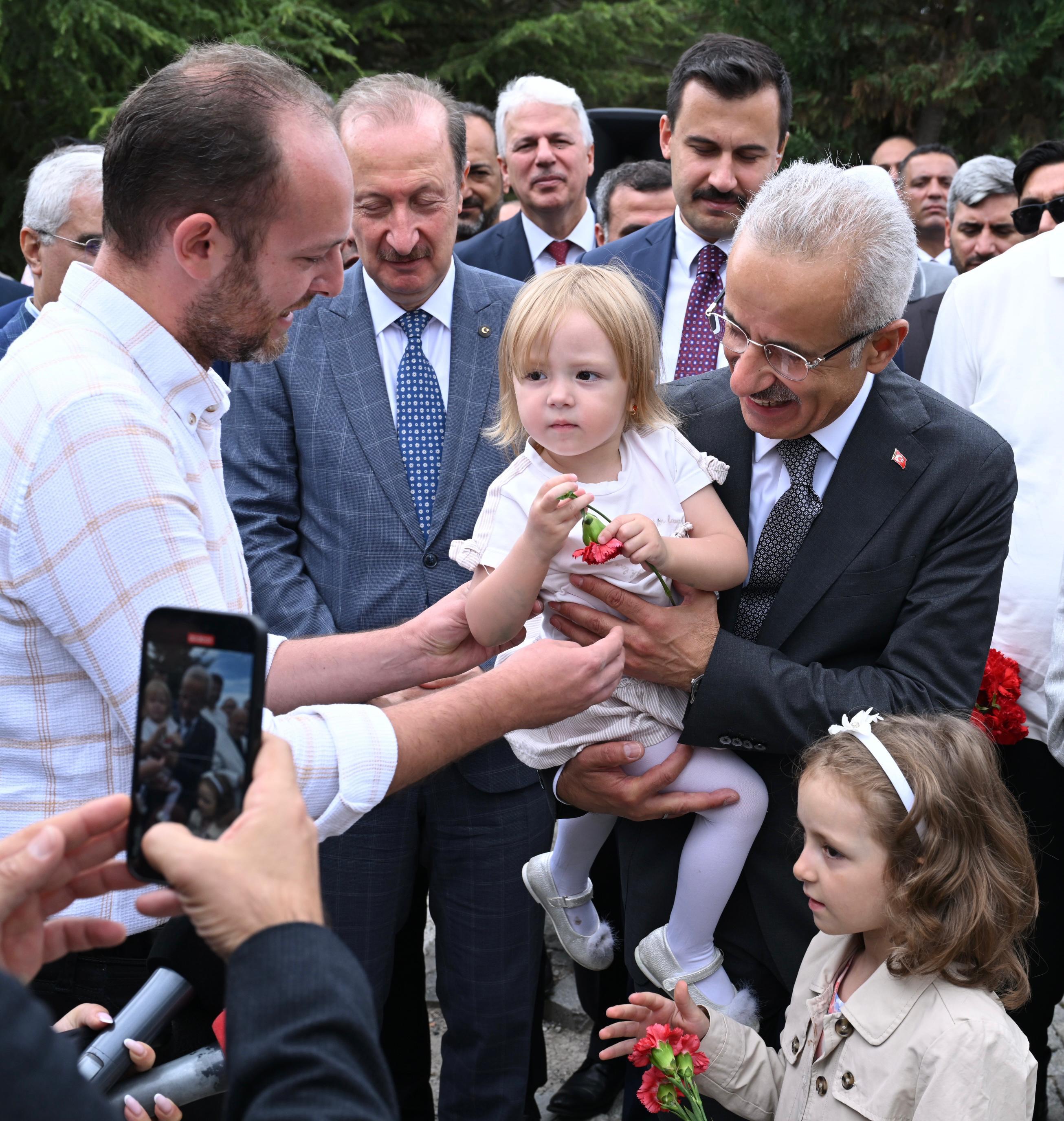 Bakan Uraloğlu, “Bundan Sonra Hiç Kimse Böyle Bir Kalkışmaya Cesaret Edemeyecektir”