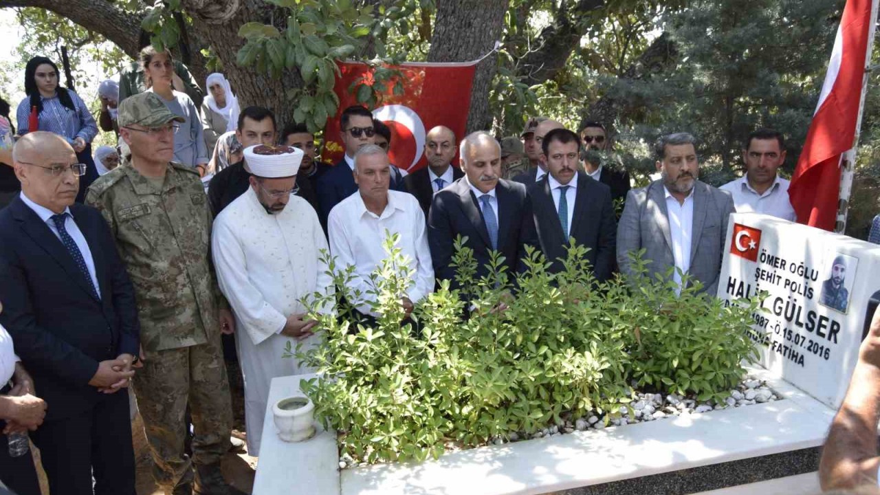 15 Temmuz şehidi kabri başında dualarla anıldı