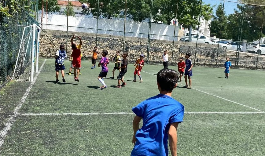 Eğil'de Sporla Büyüyen Nesil: 7-12 Yaş Arası Spor Okulu Açıldı