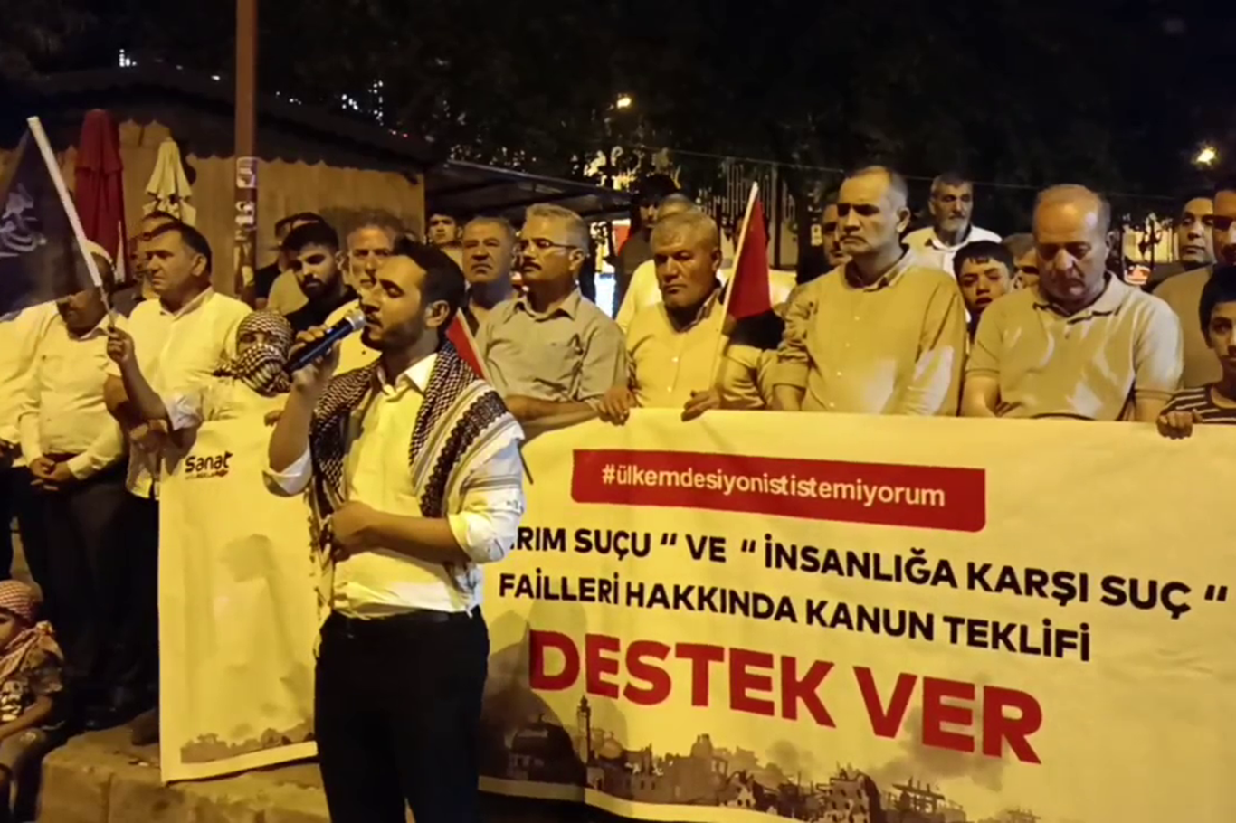 HÜDA PAR Kahta ilçe Teşkilatı, partisinin kanun teklifinin yasalaşması için yürüdü