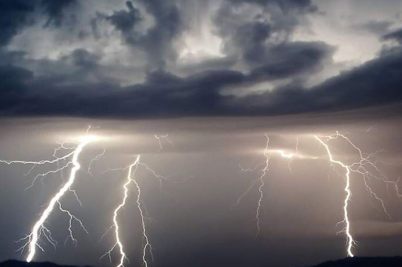 Meteorolojiden bazı bölgeler için sağanak yağış uyarısı