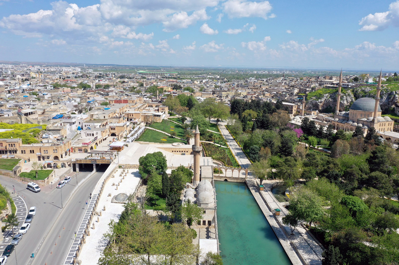 Şanlıurfa'da tarihi bölgelere seyyar satıcılar ile motosikletlerin girişi yasaklandı