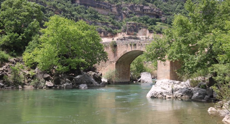 Diyarbakır'da Tarihi ve Doğal Güzelliklerin İhtişamı