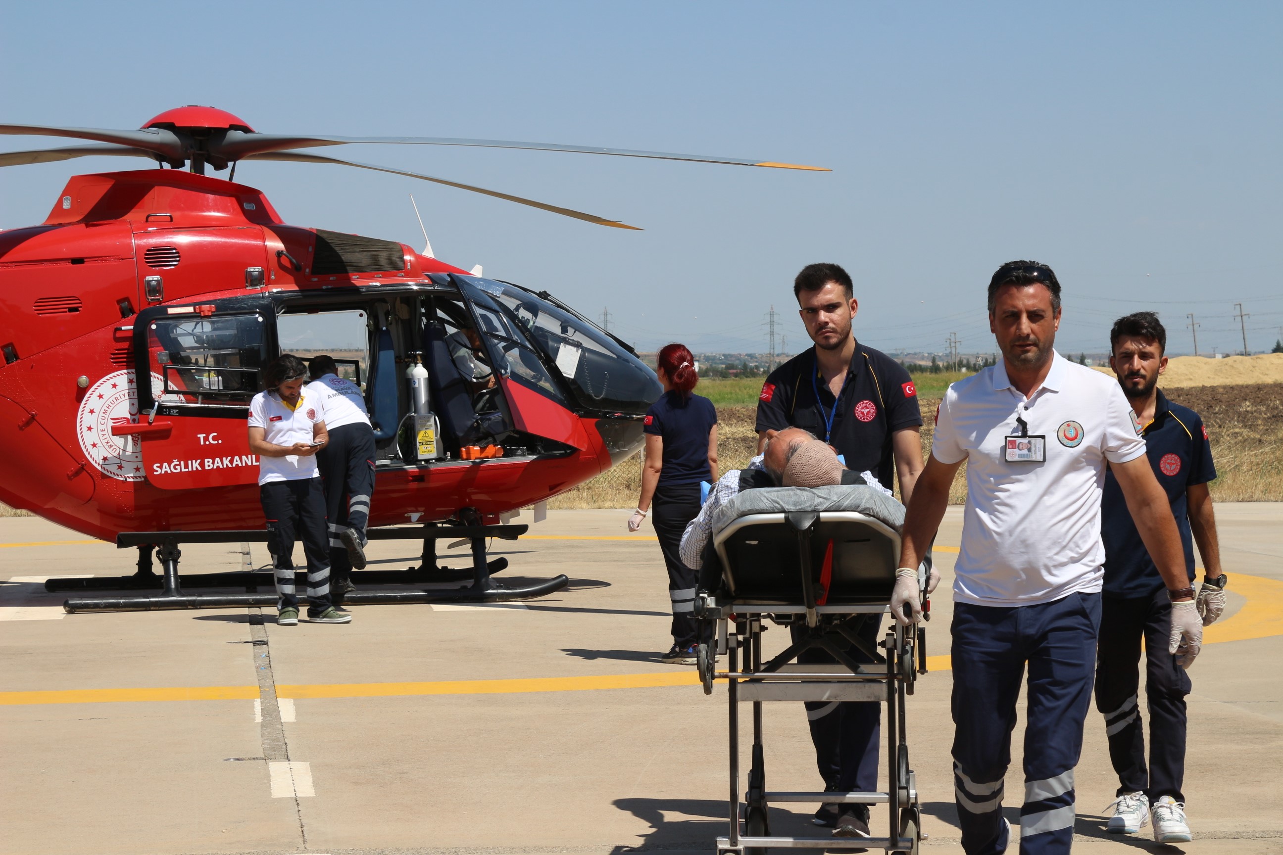 Kalp Krizi Geçiren Hasta Ambulans Helikopterle Kurtarıldı