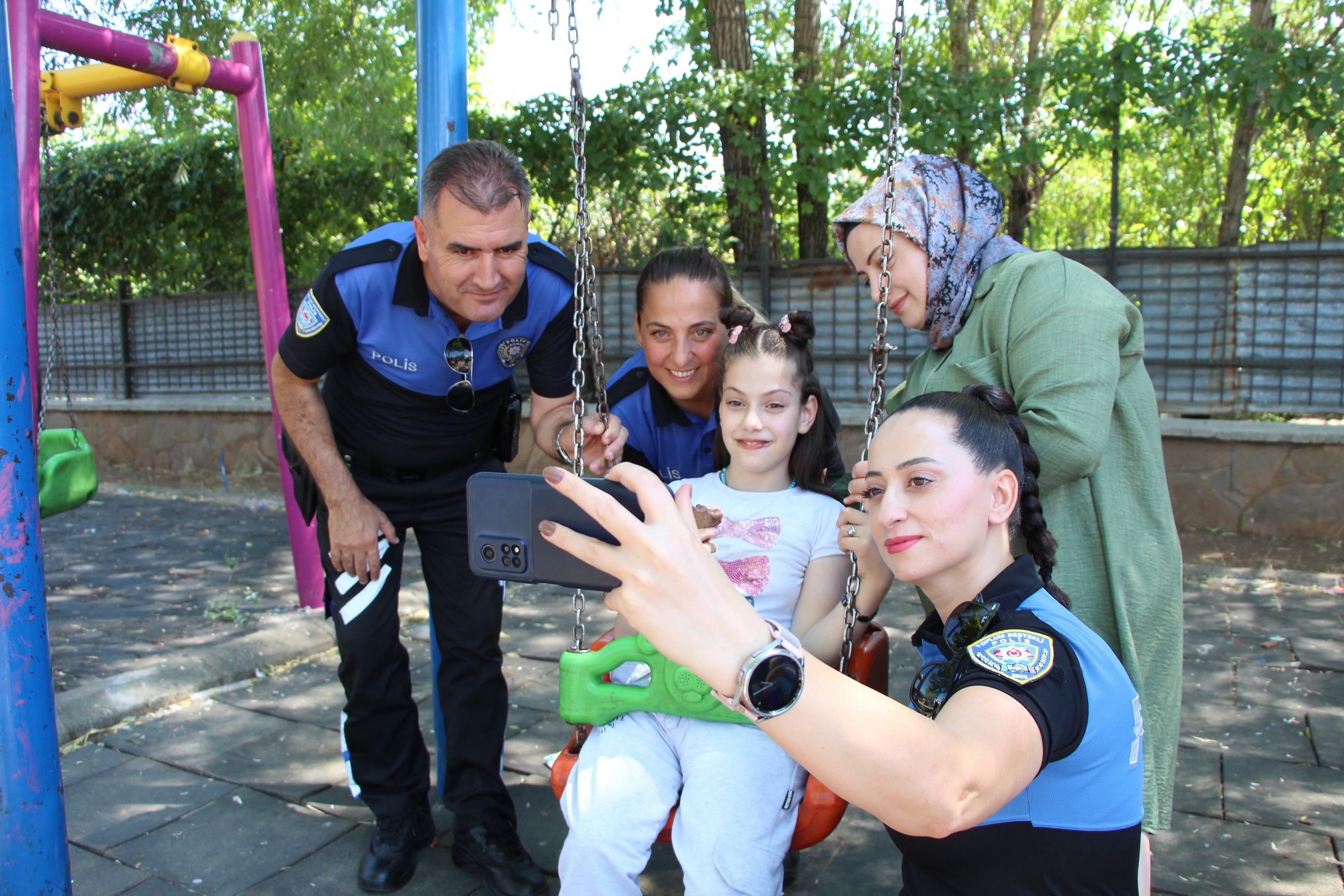 Bingöl polisinden devletin şefkatli kolu