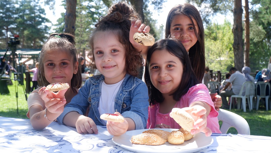 Çölyak hastaları Erzurum'da piknikte buluştu