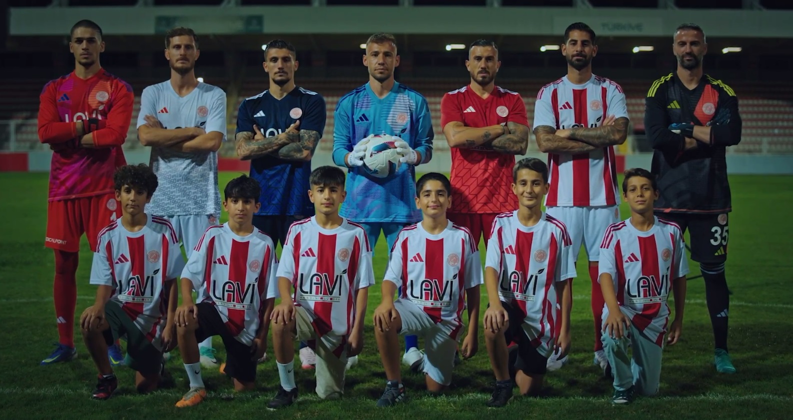 Batman Petrolspor Yeni Formalarını Kürtçe Müzikle Tanıttı (3)