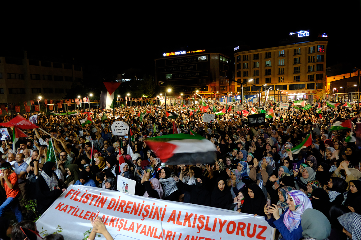 Şehit Heniyye’nin konuşması Van’da dakikalarca alkışlandı