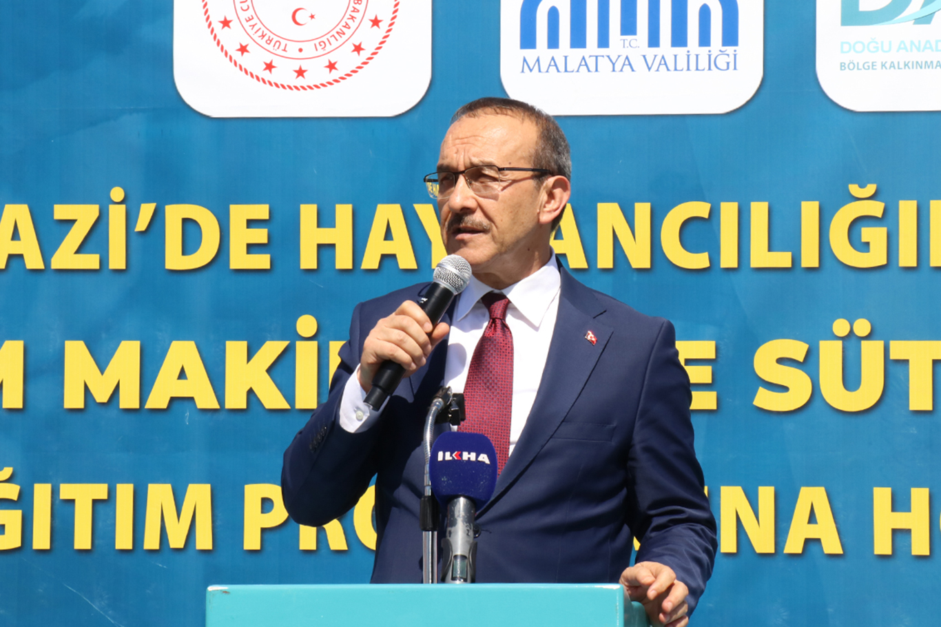 Vali Yavuz: Şehrin merkezindeki çarşının bu halde kalmasının hiç kimseye faydası yok