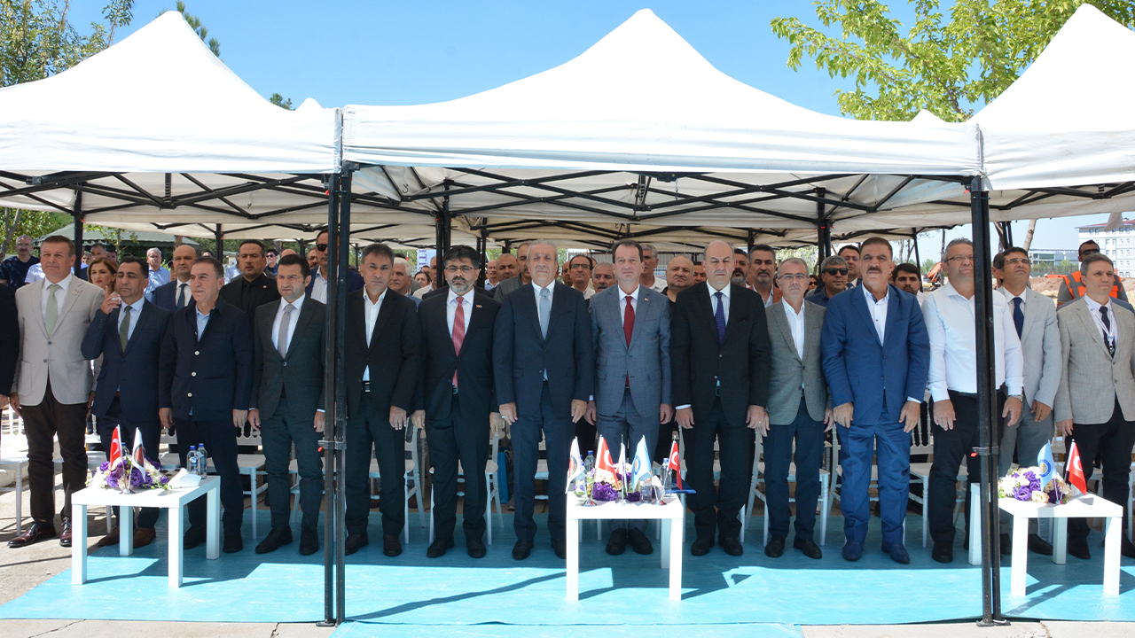 Dicle Üniversitesi Hayvan Hastanesi Temeli Atıldı (3)