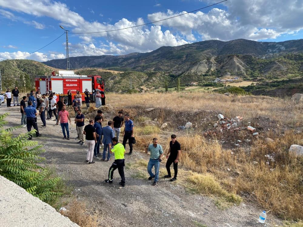 Diyarbakırlı Işçileri Taşıyan Araç Sivas'ta Devrildi 14 Yaralı! (2)