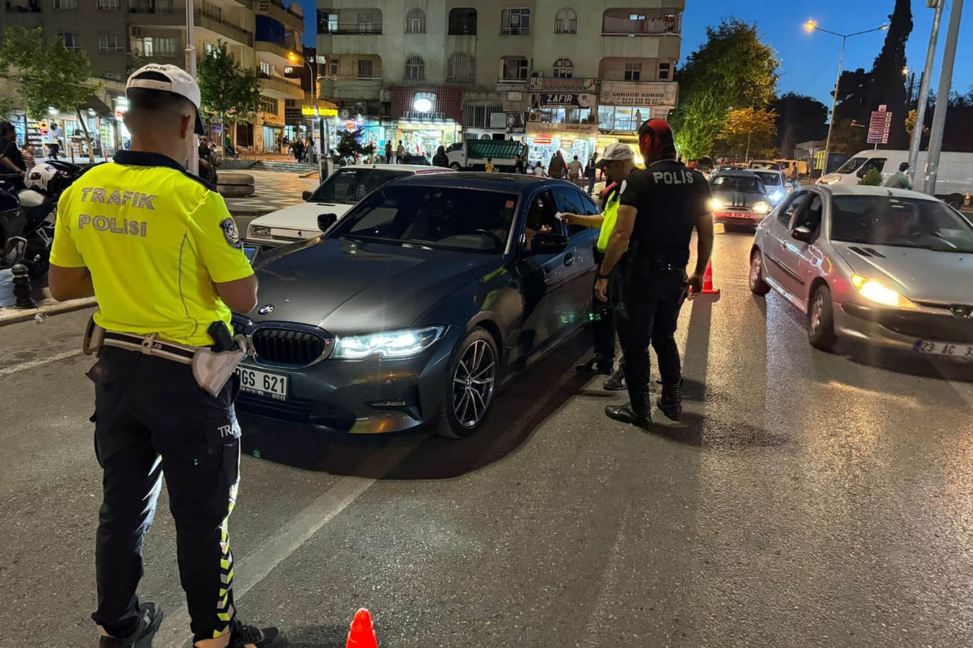 Şanlıurfa’da trafik denetimlerinde 16 bin sürücüye cezai işlem