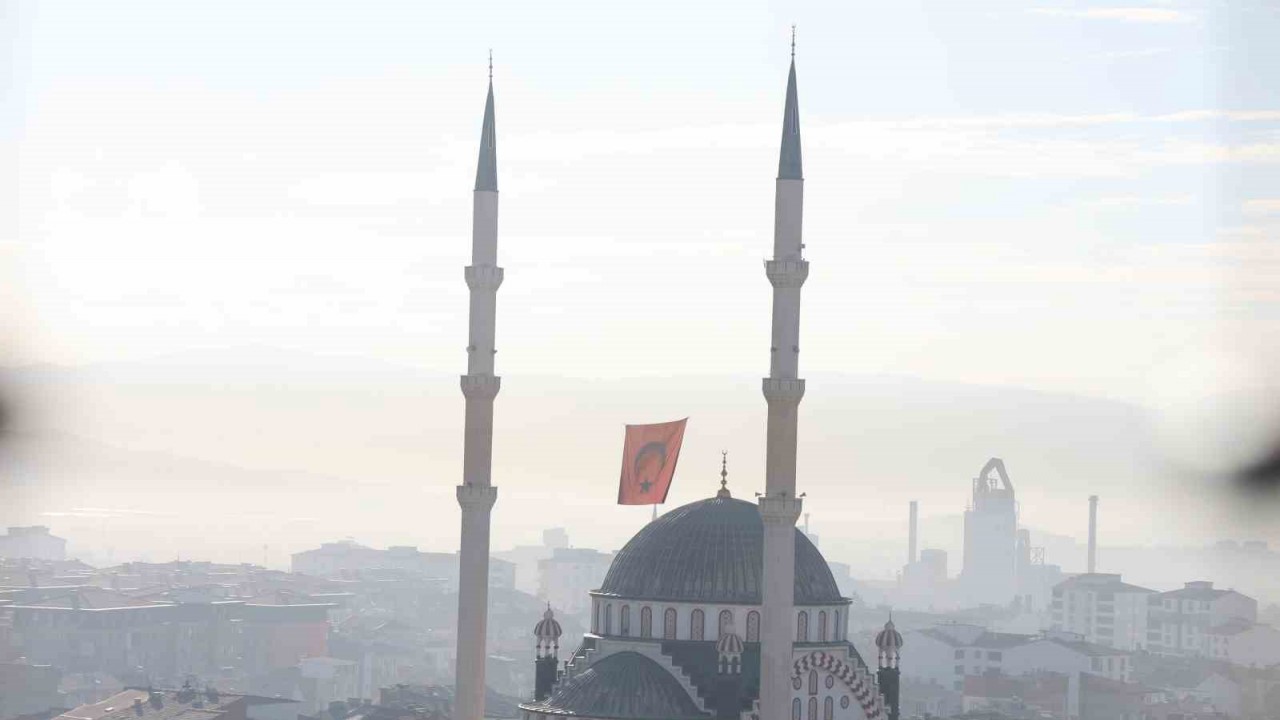 Elazığ’da sisli sabah manzarası