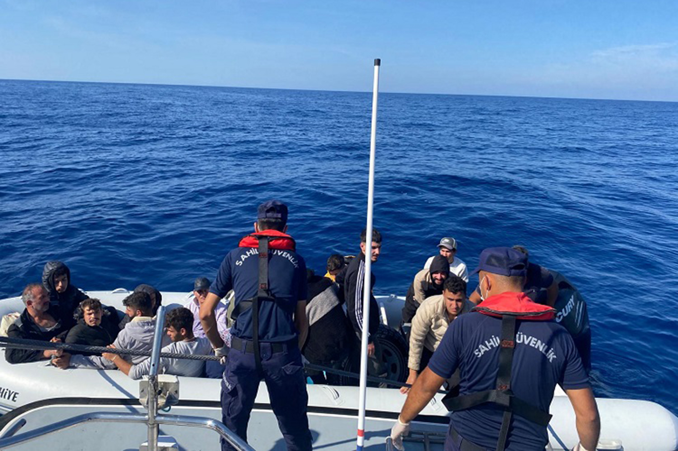 İzmir, Aydın ve Muğla açıklarında düzensiz göçmen hareketliliği