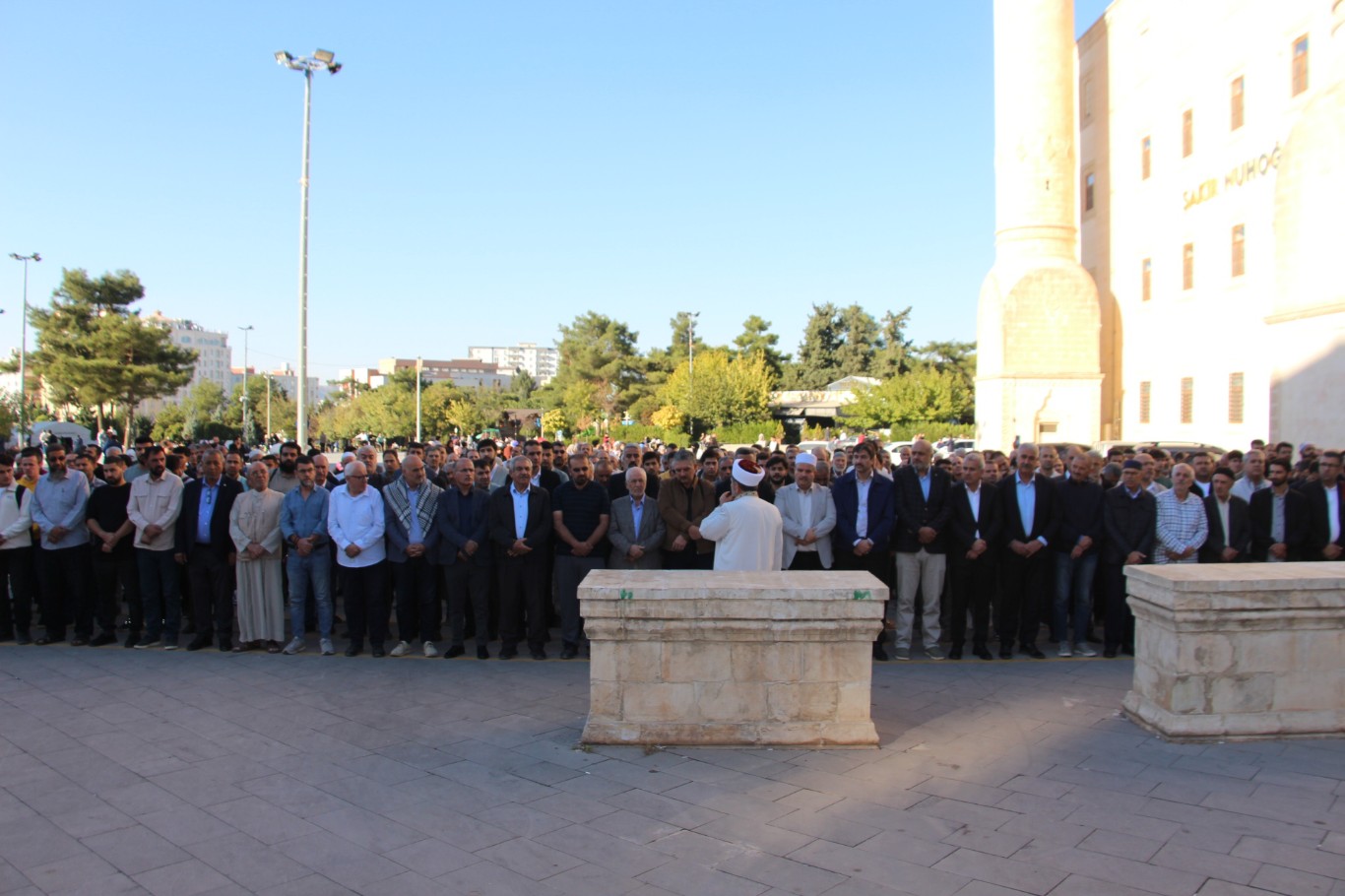 Mardin’de Şehid Lider Sinvar için gıyabi cenaze namazı kılındı