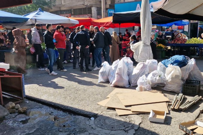 Diyarbakır'da semt pazarını karıştıran kavga: 4 yaralı