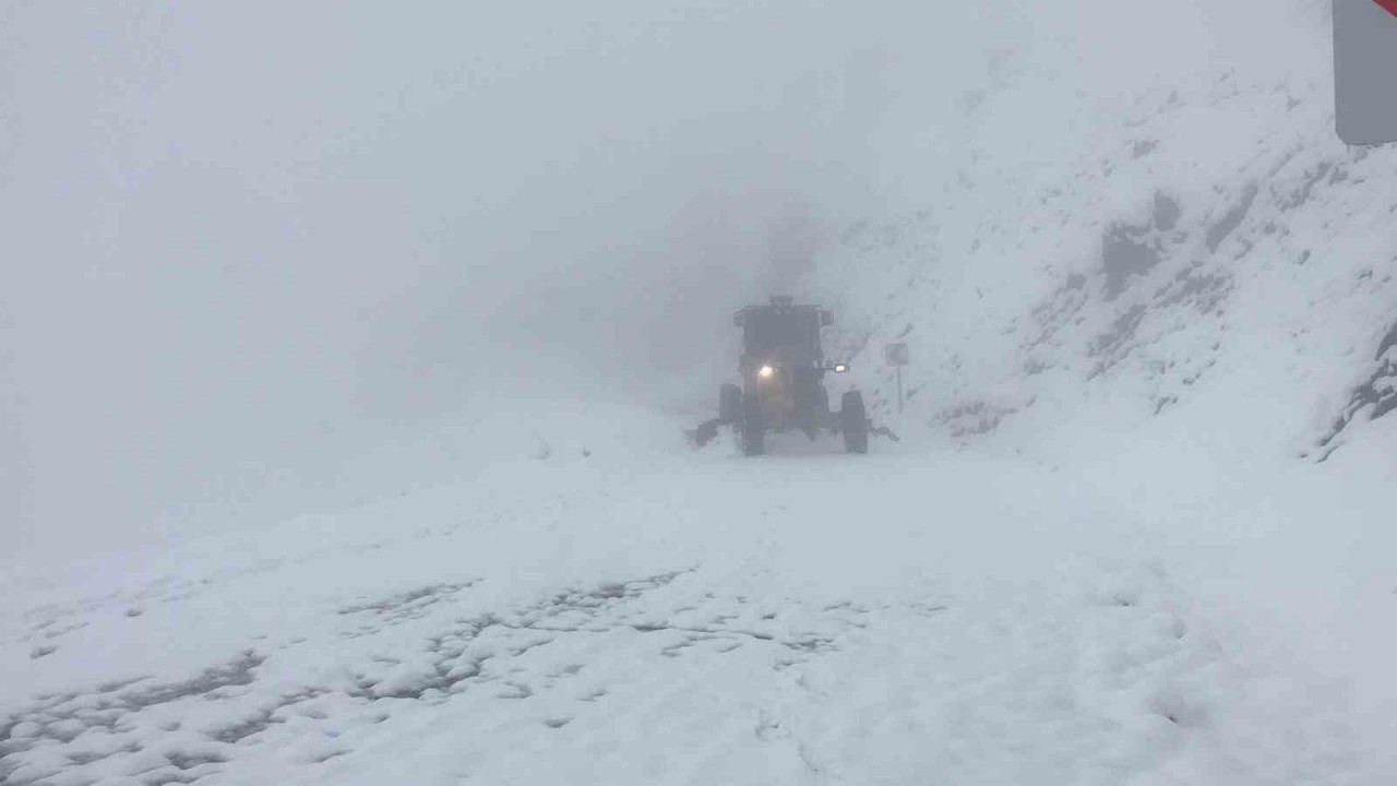 Diyarbakır’da 98 köy yolu ulaşıma açıldı