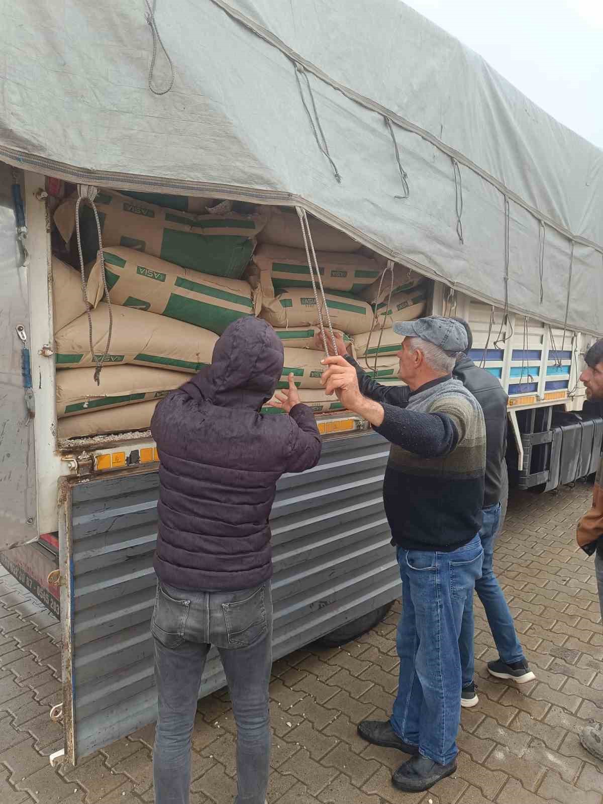 Diyarbakır'da çiftçilere 25 ton kırmızı mercimek tohumu verildi