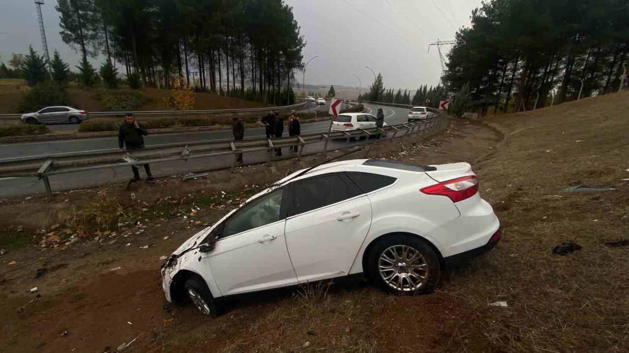 Hasta ziyaretine giderken kaza yaptılar