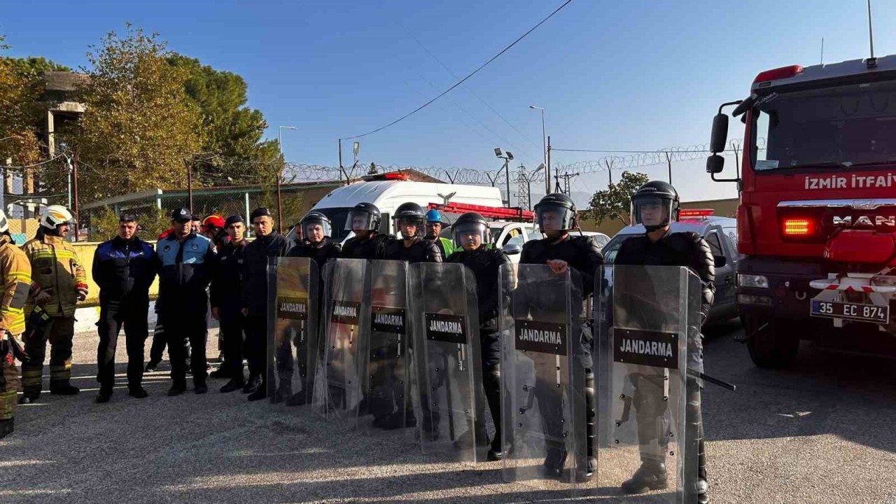 Kapalı Cezaevi’nde "İsyan ve Yangın Tatbikatı" düzenlendi