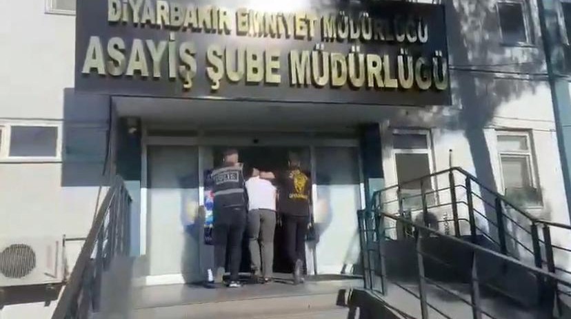 Diyarbakır’da ‘Cambaz’ Operasyonu: 11 kişi Tutuklandı