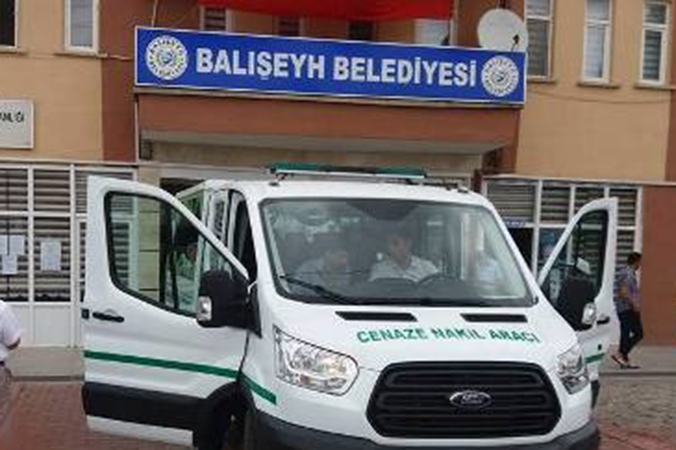 Balışeyh Belediye Başkanı ve şoförü silahlı saldırıda öldü