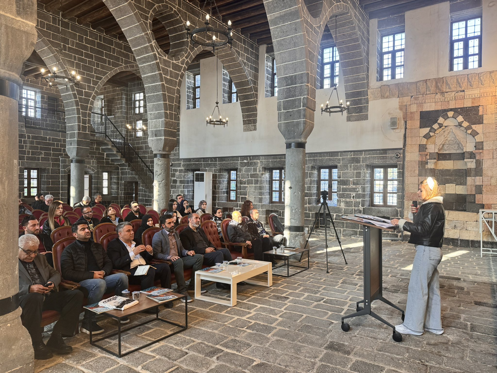 Sezai Karakoç, Diyarbakır’da şiirleriyle anıldı!