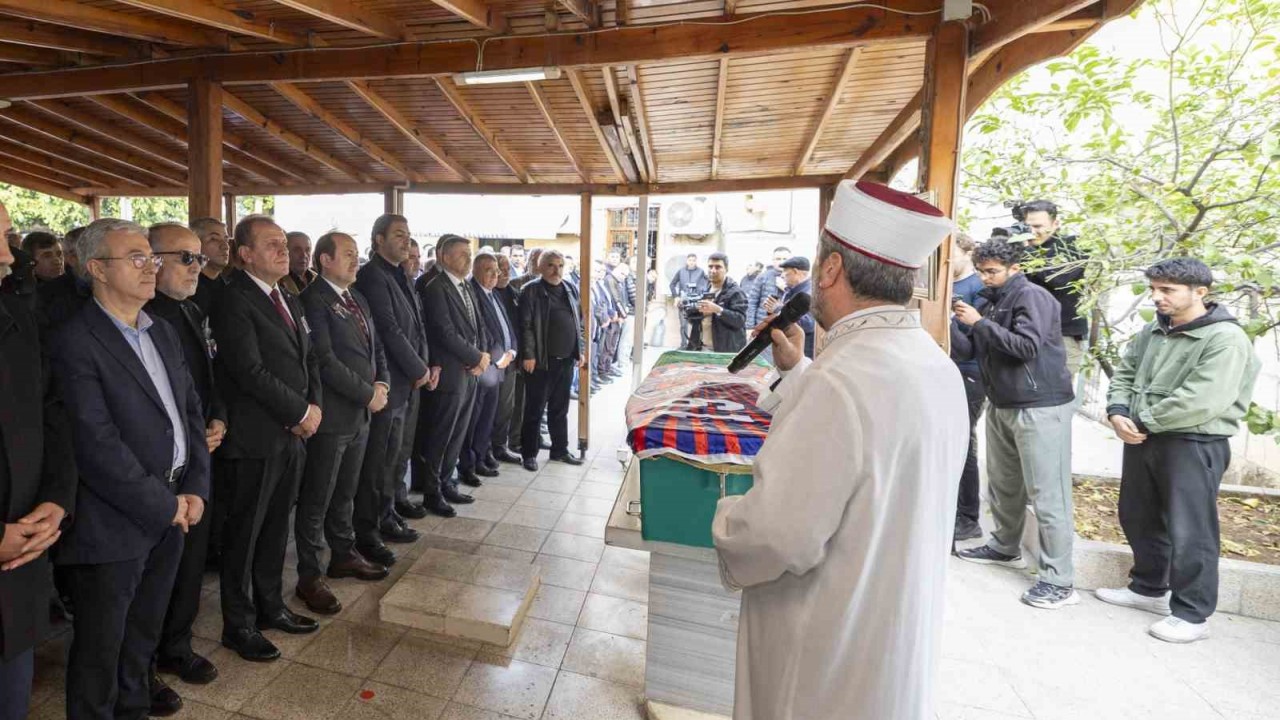 Eski milli boksör Hacı Bayram Birinci, son yolculuğuna uğurlandı