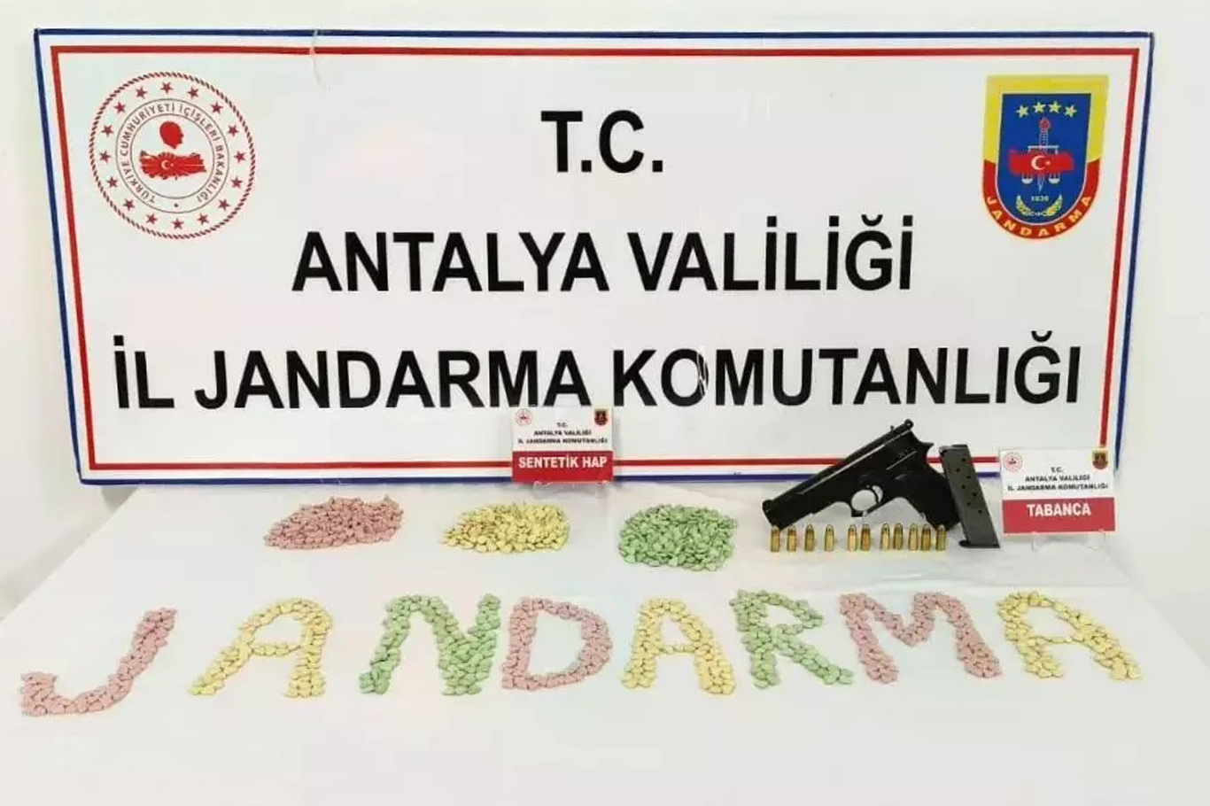 Antalya'da yasaklı madde operasyonu: 1 tutuklama