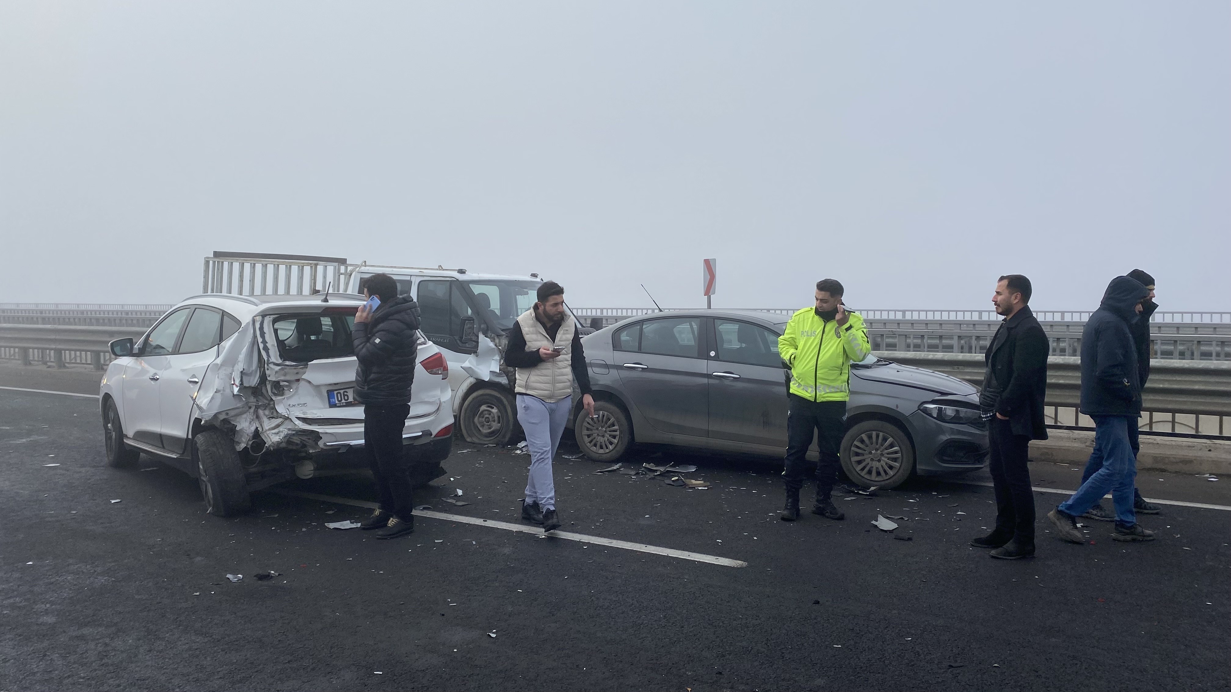 Diyarbakır Elazığ Yolunda Zincirleme Kaza 9 Yaralı (3)