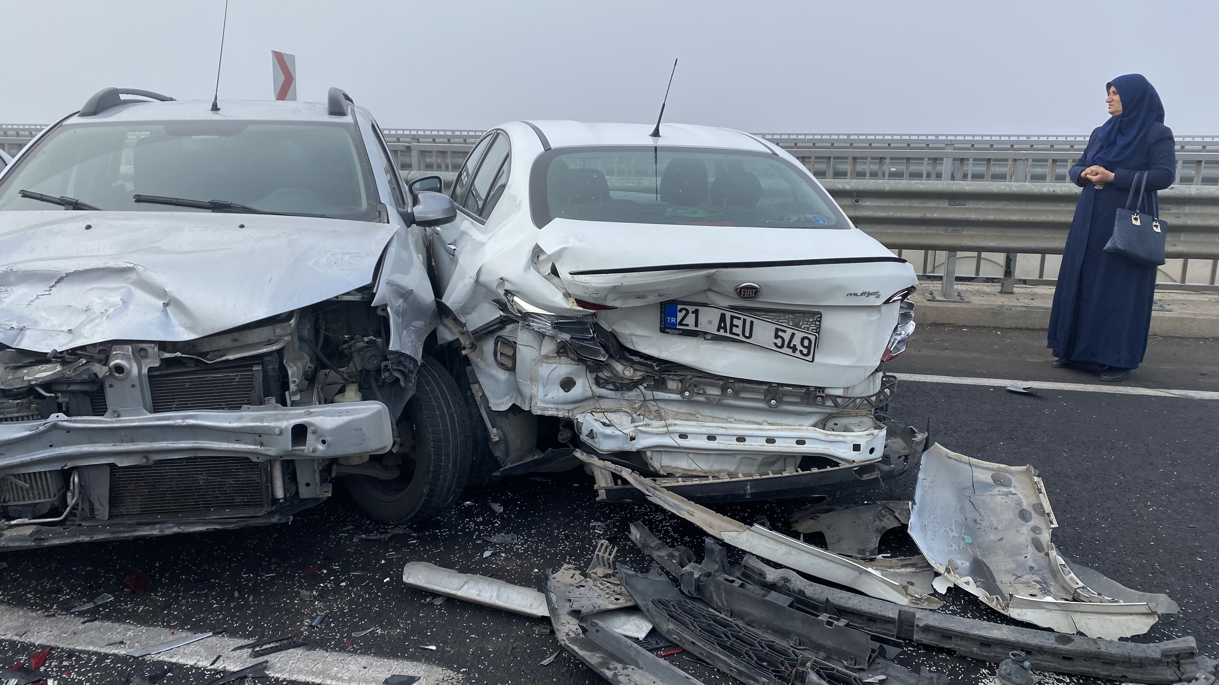 Diyarbakır Elazığ Yolunda Zincirleme Kaza 9 Yaralı (4)