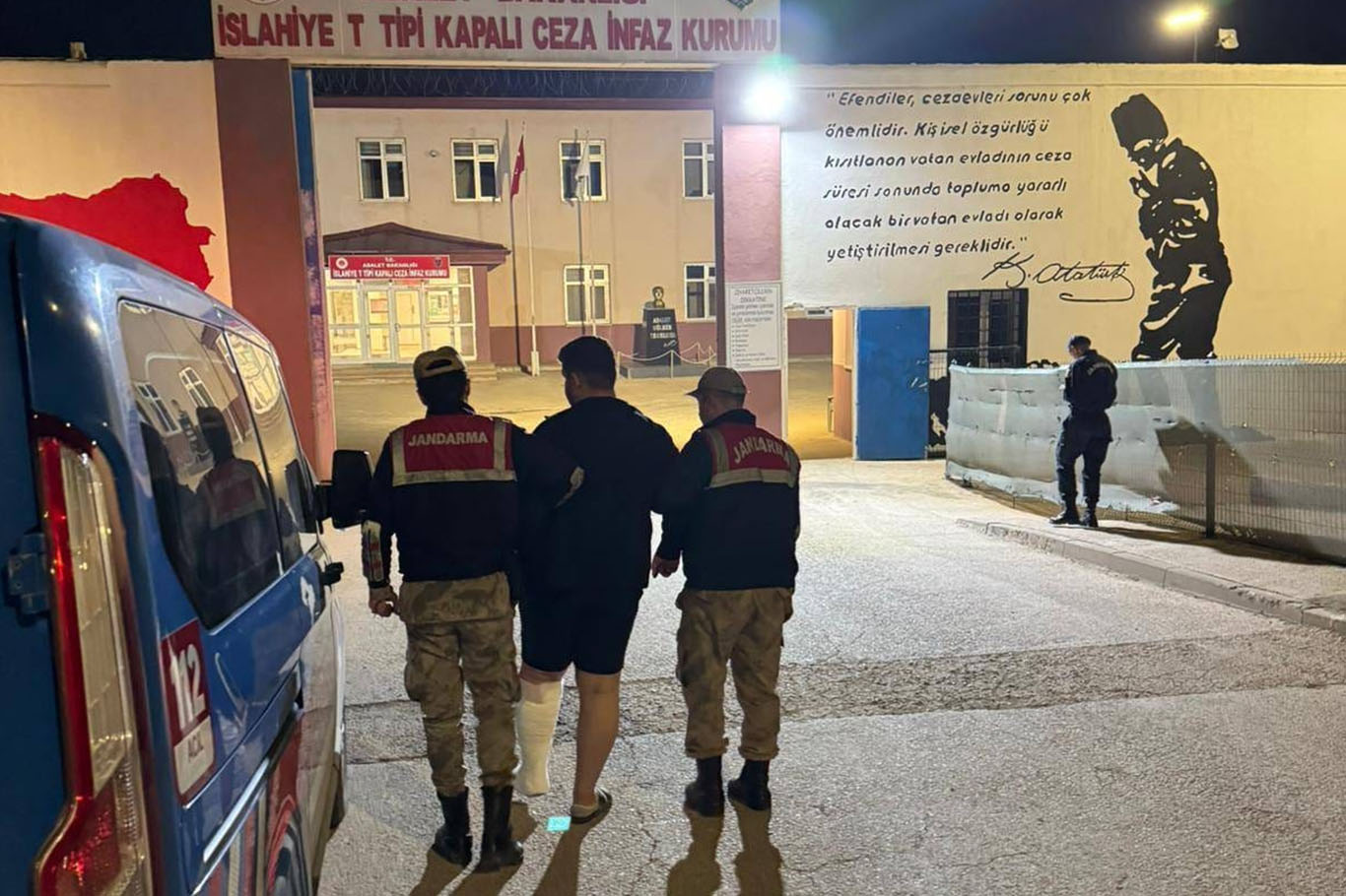 Gaziantep'te silahlı kavga: 1'i ağır 2 yaralı