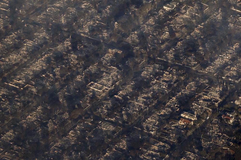 Los Angeles'taki orman yangınlarında 166 bin kişiye tahliye uyarısı