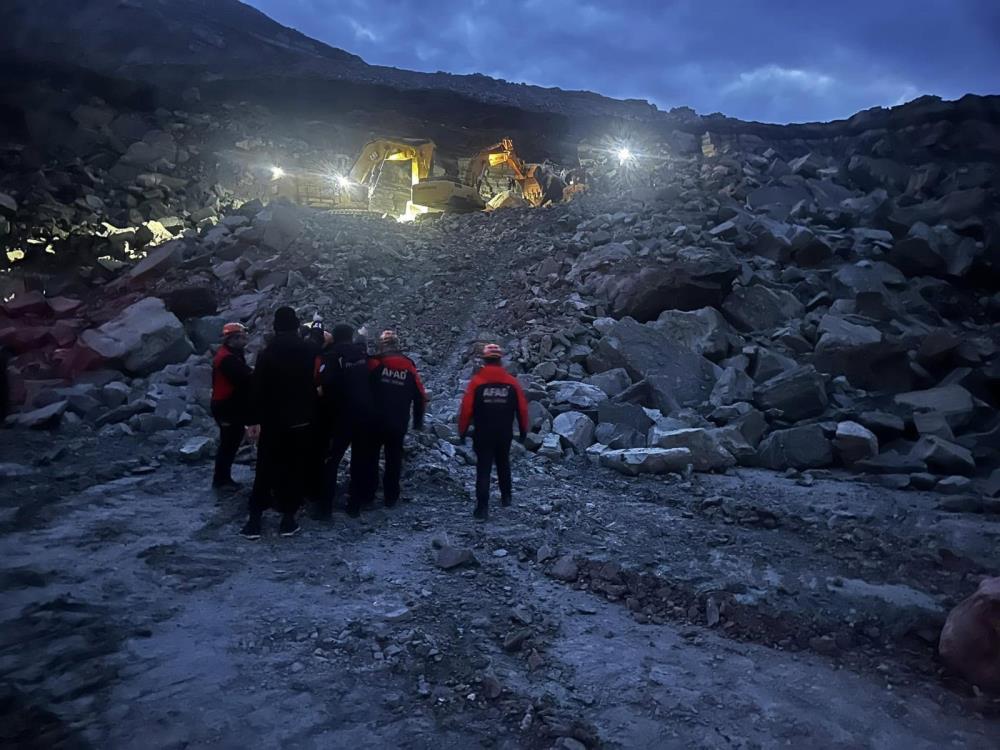 Bursa'da maden ocağında göçük: Patlatma sorumlusu hayatını kaybetti