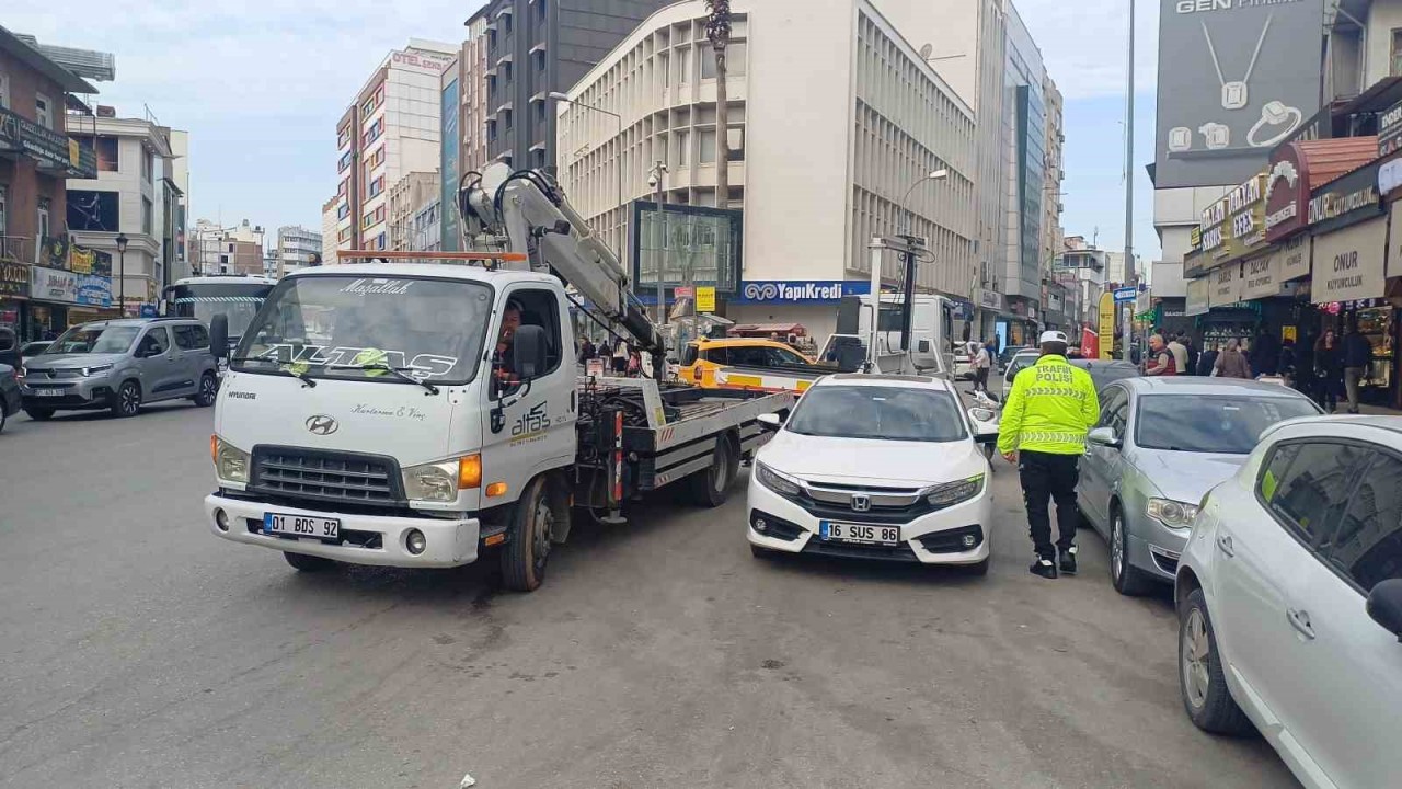 Adana’da hatalı park yapan 634 sürücüye cezai işlem uygulandı