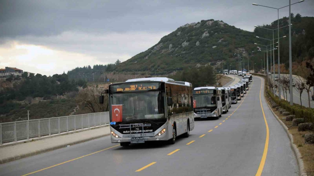 Muğla Büyükşehir Belediyesi filosuna 35 yeni otobüs dahil etti