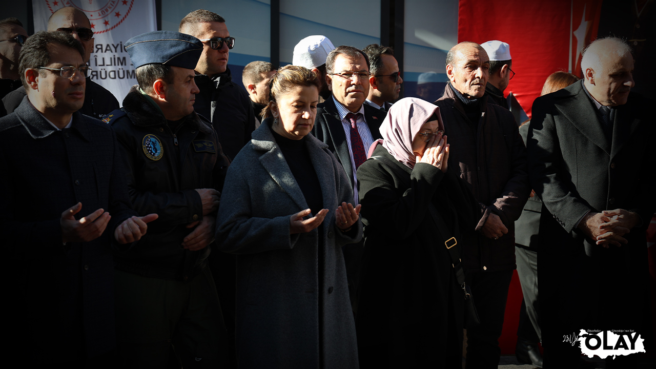 Diyarbakır’da 17 Yıl Sonra Bombalı Saldırının Kurbanları Anıldı (5)