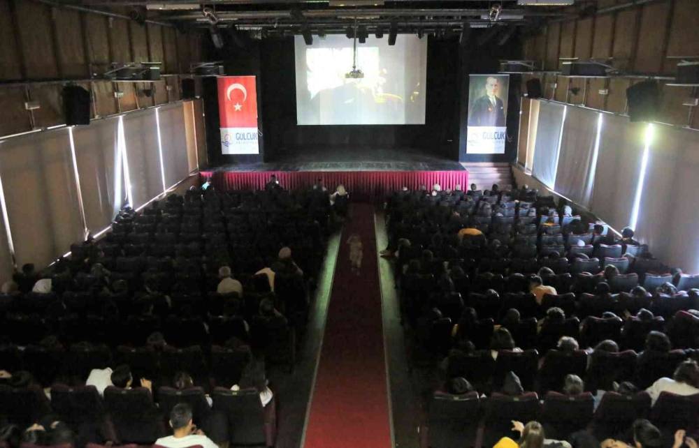 Vatandaşlar "Karınca" adlı filmi çok sevdi
