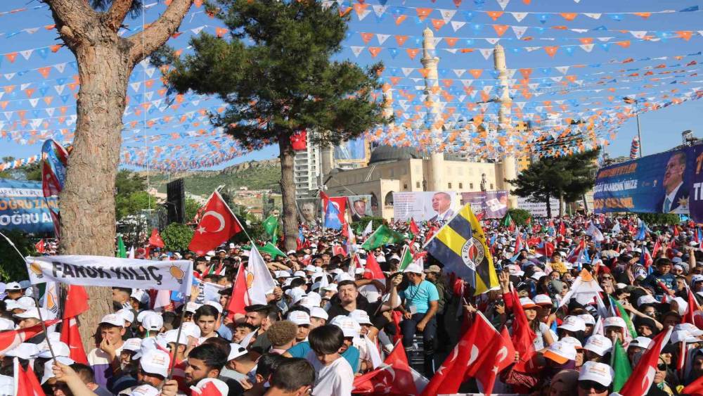 Cumhurbaşkanı Erdoğan, Mardin’de terör örgütlerine meydan okudu