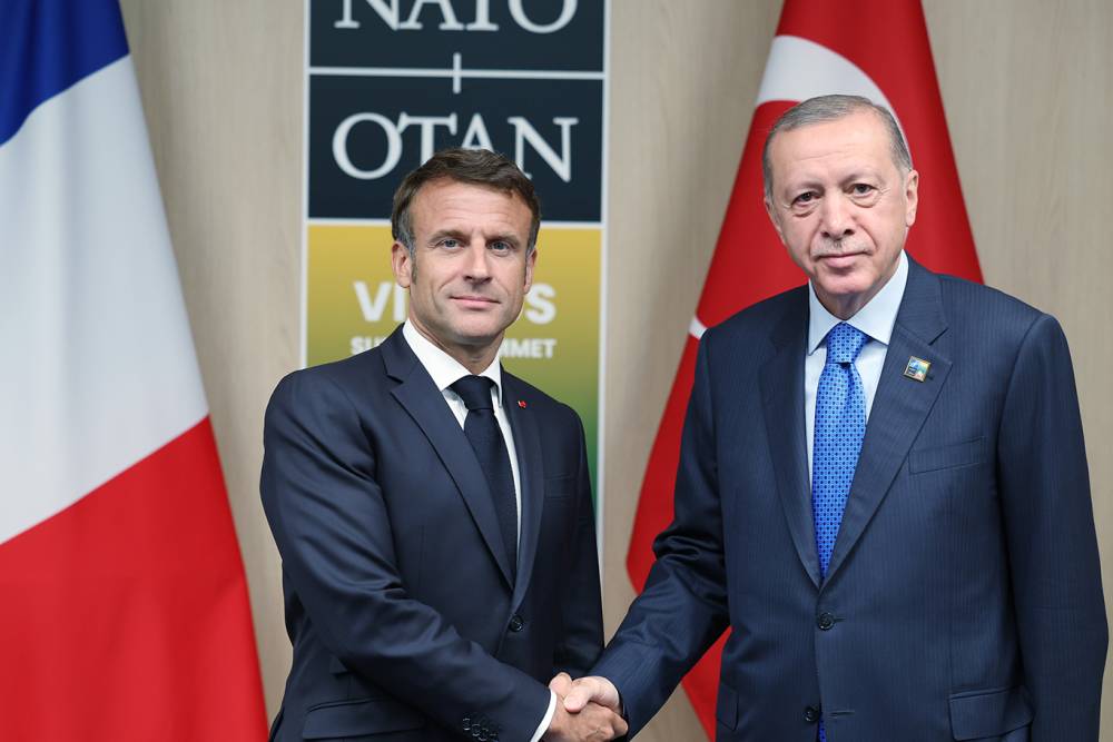 Cumhurbaşkanı Erdoğan Fransa Cumhurbaşkanı Macron ile bir araya geldi