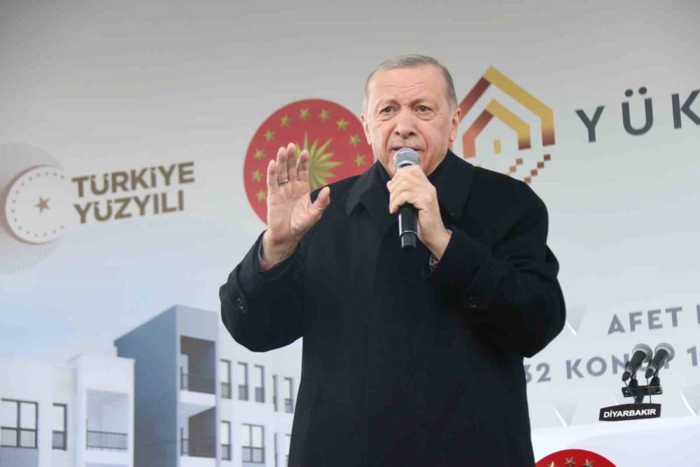 Cumhurbaşkanı Erdoğan; "Türkiye yüzyılını Diyarbakır ile inşa edeceğiz" (Videolu)