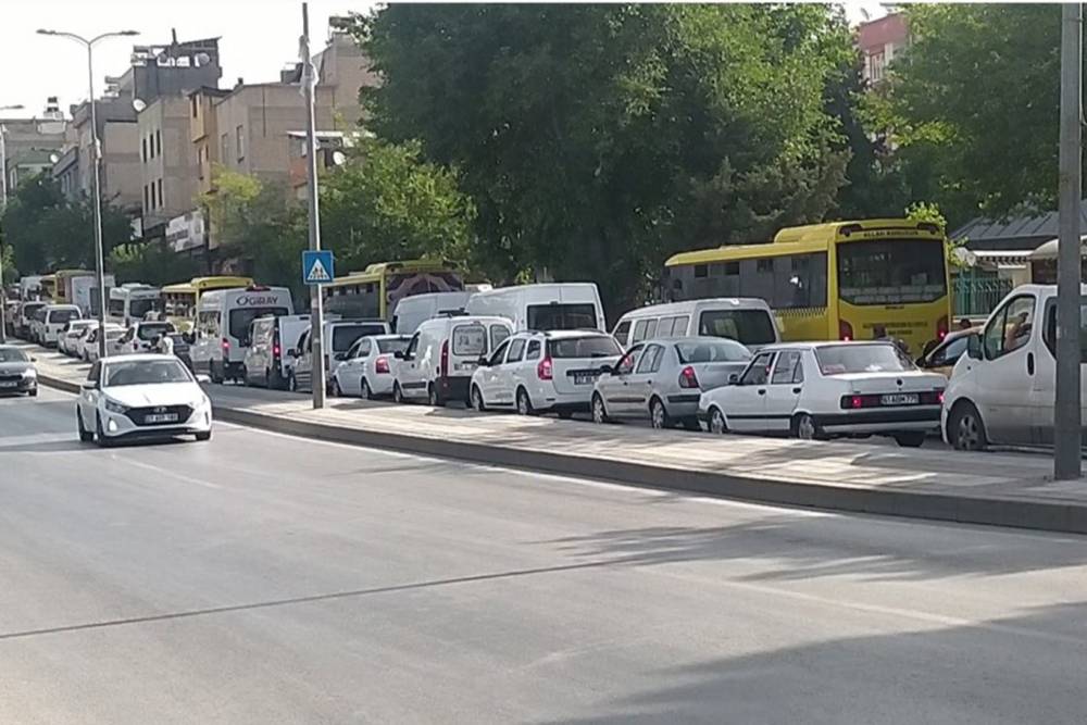 Gaziantep'te YKS öncesi trafik kilitlendi