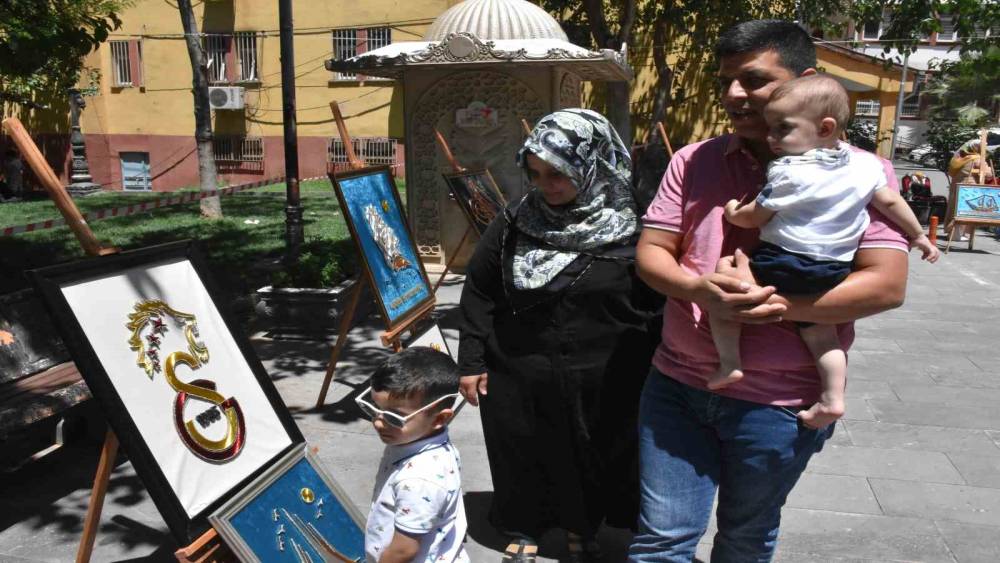 Çivi tel sanatı sergisine yoğun ilgi